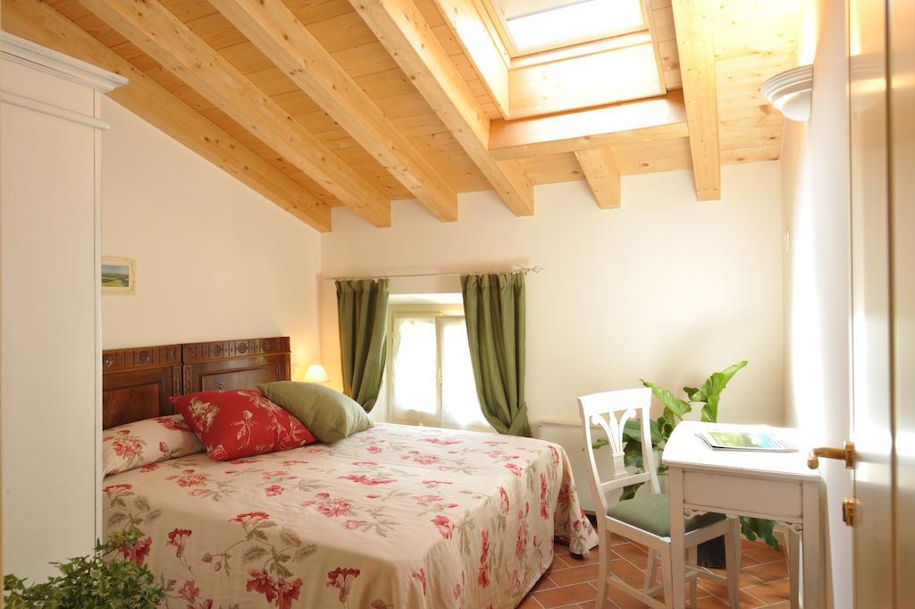 Le Camere Di Virgilio Monzambano Exterior foto